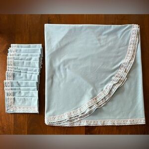 VTG Light Blue 116” X 60” Oval Tablecloth & 12 Coordinating Napkin Set